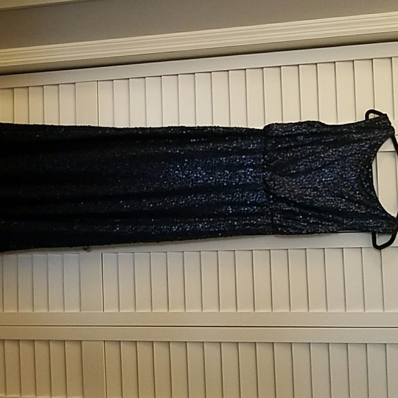 David's bridal bridesmaid dress - Picture 3 of 4